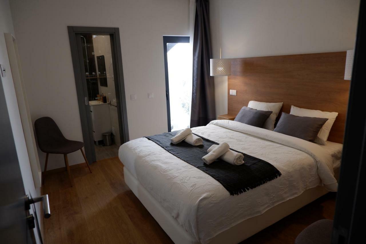 VI Mar - Guest House 拉哥斯 外观 照片
